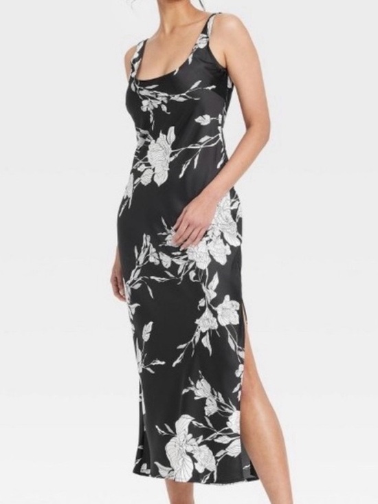 a new day Dresses & Skirts - A new day Black and White Floral Slip Dress